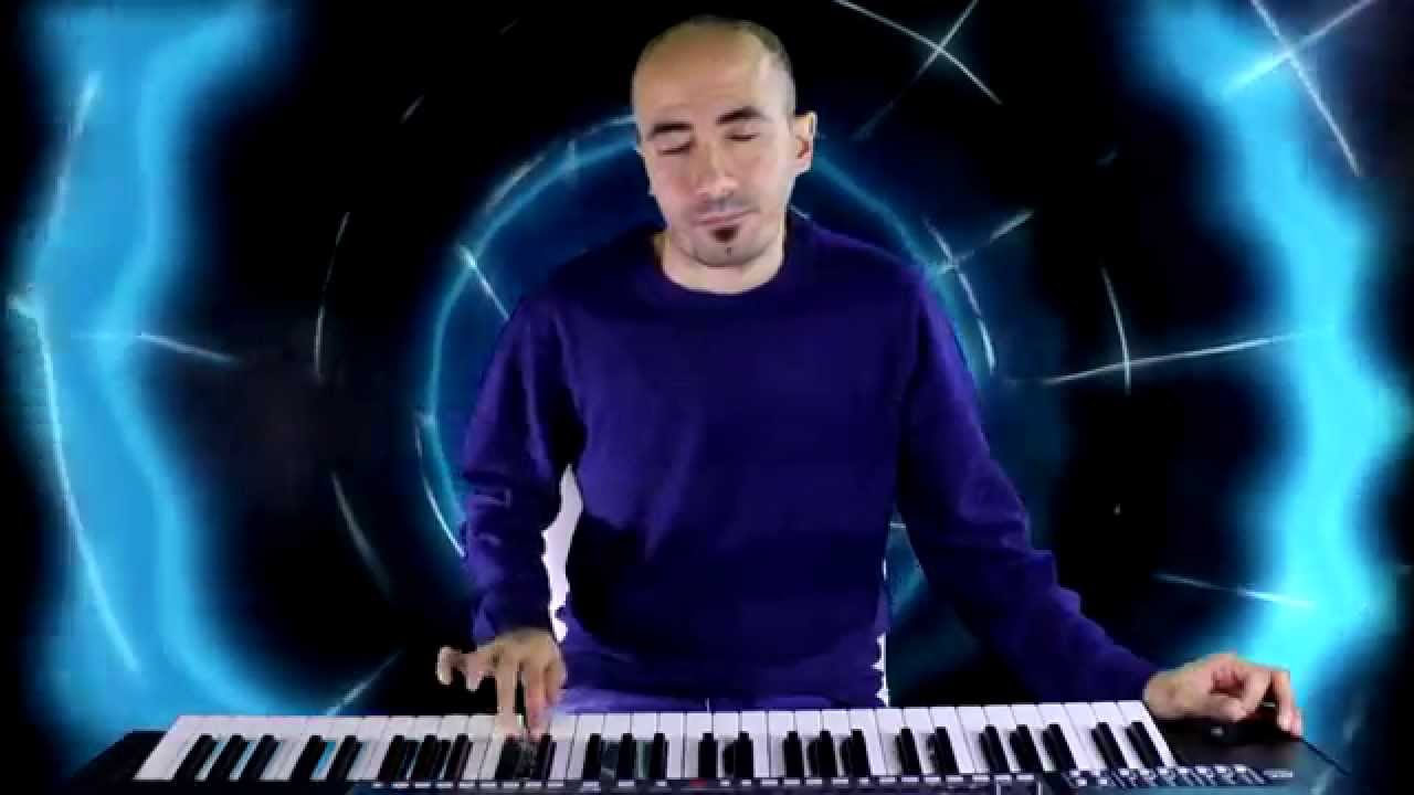 مع السلامه..عزف رياض مصالحة