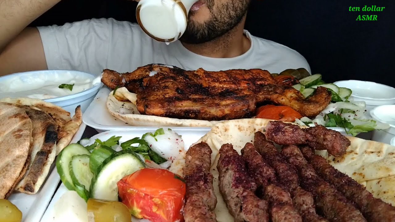 اكل كباب لحم مشوي مع الدجاج |موكبانغ|ASMR eating Iraqi kabab and chicken