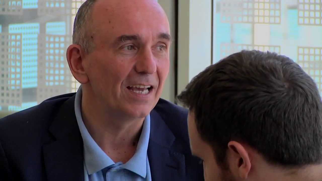 Peter Molyneux Reviews iPhone Fart Apps
