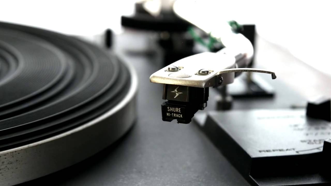 Preparing a Turntable for Shipping