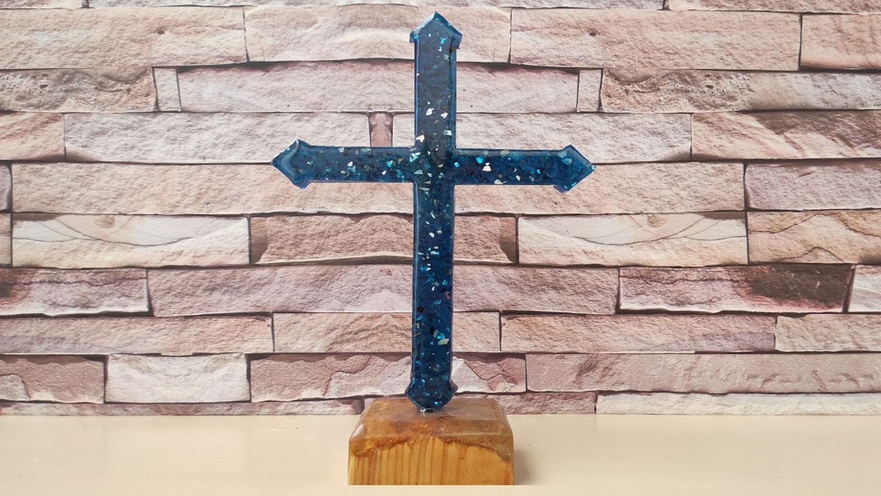 DIY Cross with Epoxy Resin | Resin Art