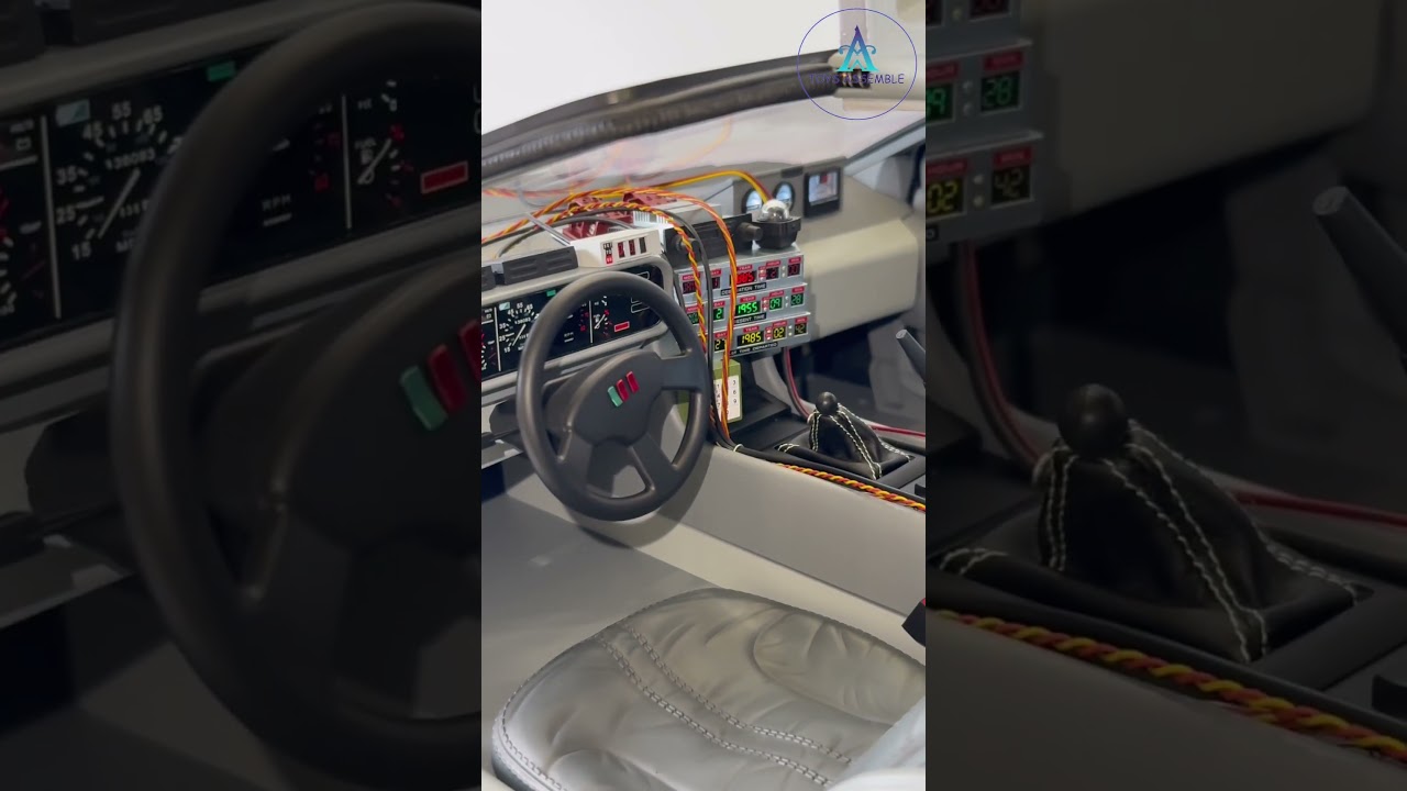 Hot Toys MMS738 DELOREAN TIME MACHINE BACK TO THE FUTURE III 