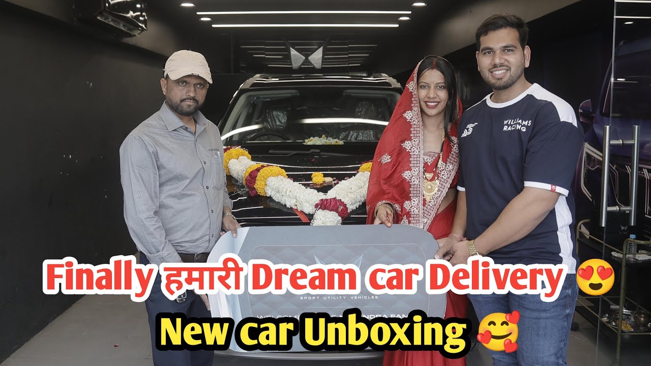 Finally पहुंच गये showroom पर महक सुधीर की Dream car लेने के लिए देखिये हमने कौन सी गाड़ी ली 😍||