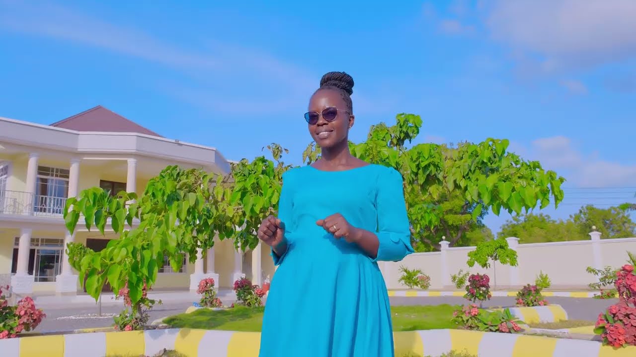 TUNAHAZINA HII  -   Fr  Amadeus Kauki