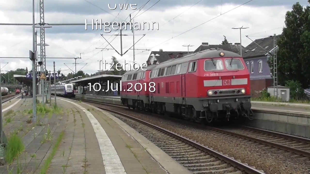 Lokweschsel beim IC nach Sylt in Itzehoe