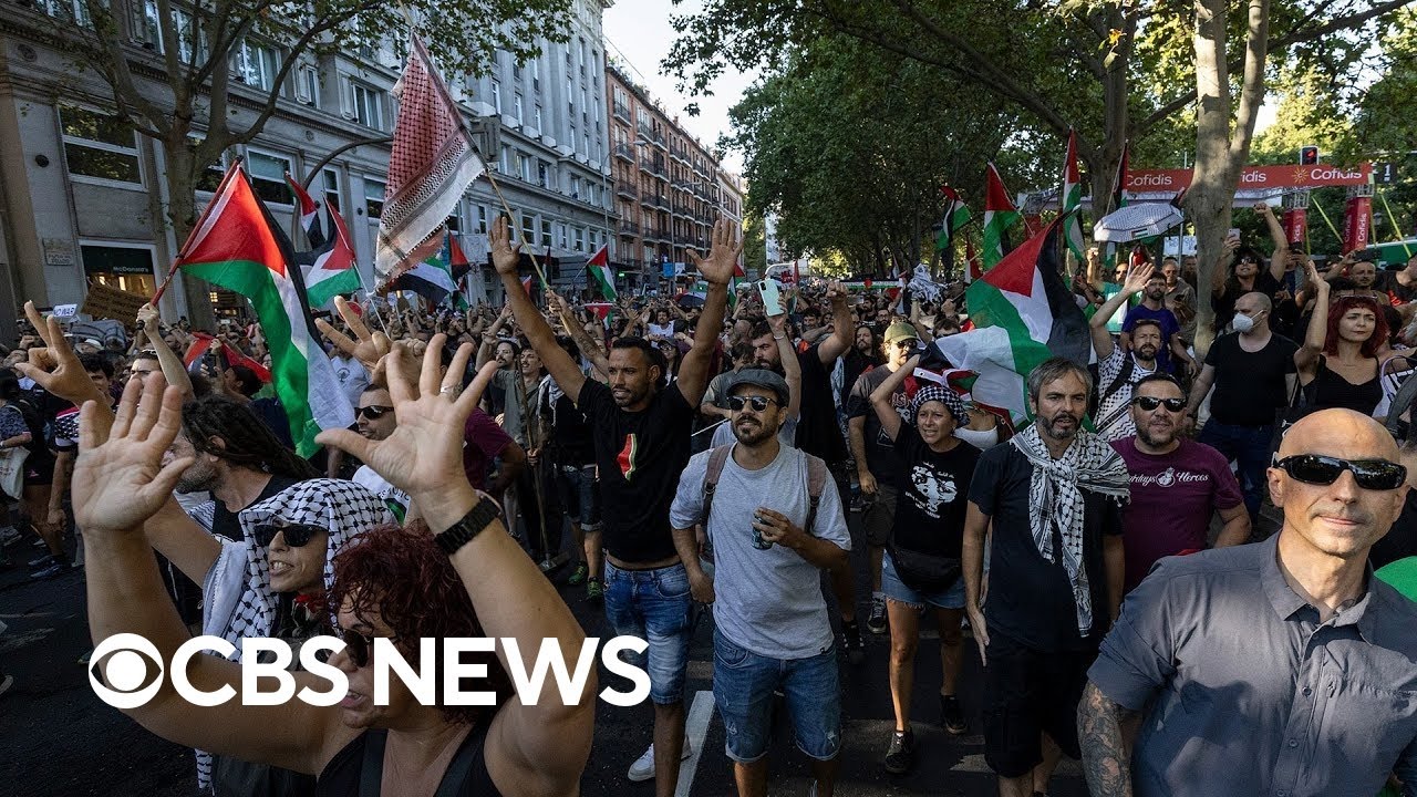 Watch: Gaza protests shut down Spanish Vuelta