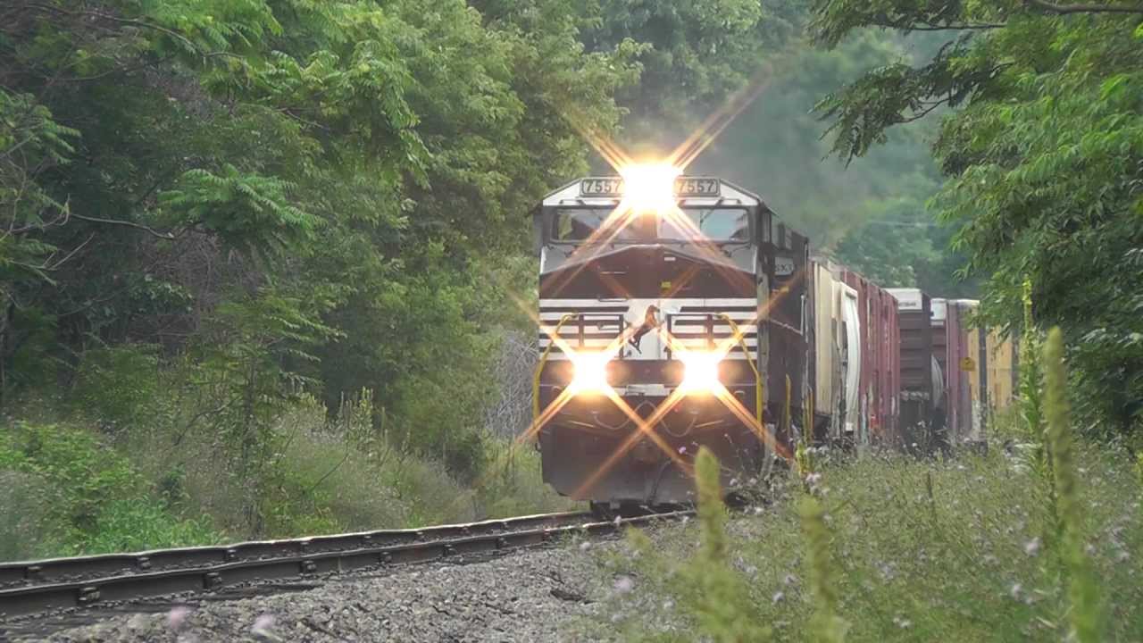 Lengthy CP-458 Rocks and Rolls over Jointed Rail!