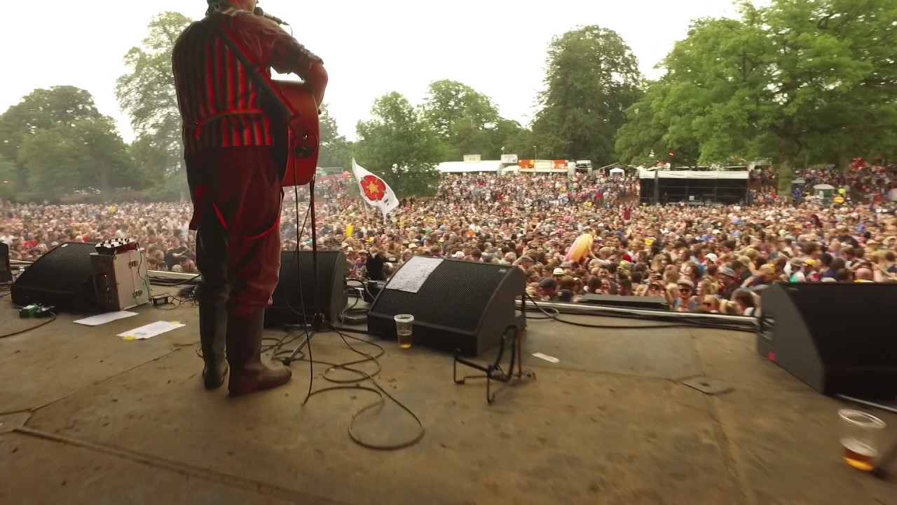 The Lancashire Hotpots - A Lancashire DJ (Live at Kendal Calling 2017 - On Stage Cam)