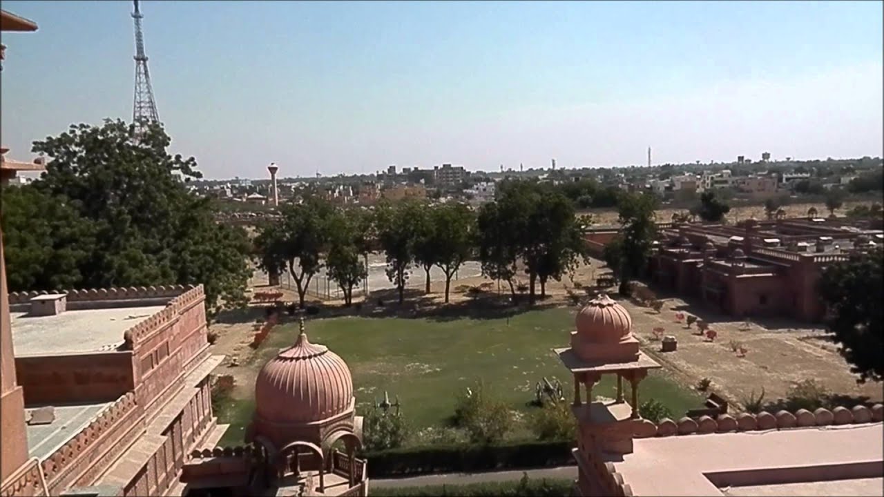 Laxmi Niwas Palace