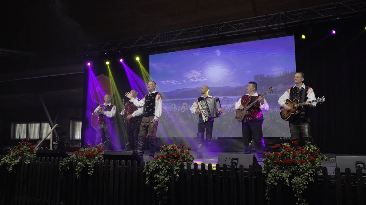 KMALU BO PRI&Scaron;LA POMLAD - Slovenski muzikantje / Oberkrainer Sextett
