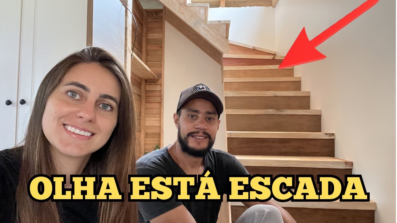 OLHA COMO FICOU NOSSA ESCADA! NEM NÓS ACREDITAMOS QUE FIZEMOS SOZINHOS.