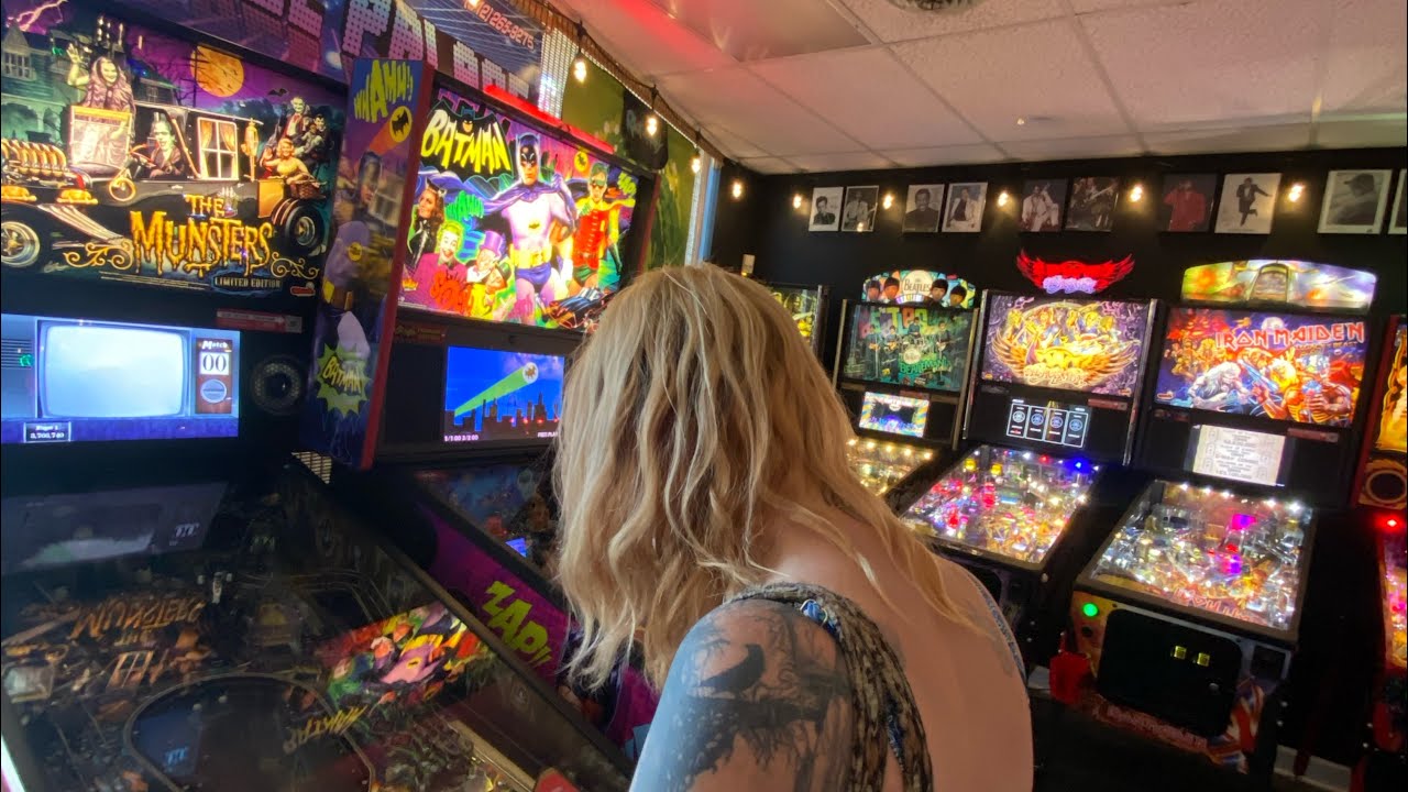 Pinball Palace￼ EPIC collection of arcade and pinball games Brunswick Georgia walk thru REVIEW $10 ￼