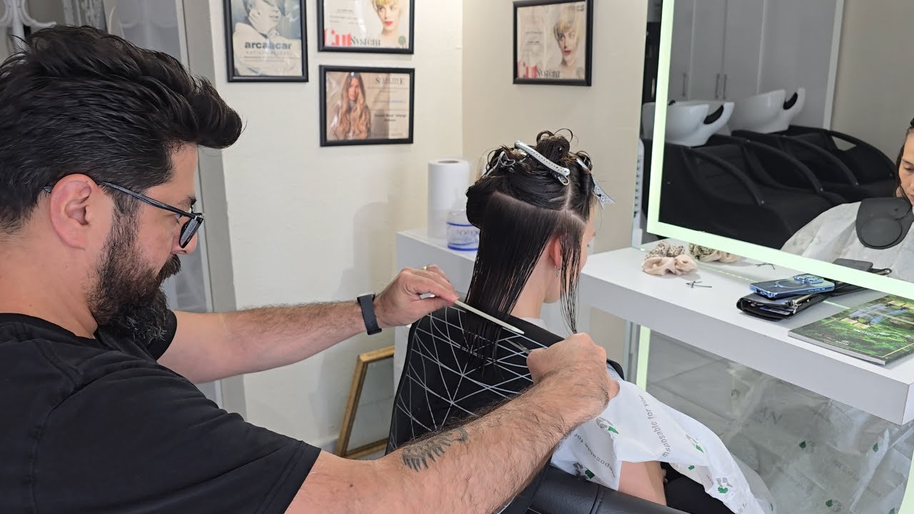 How to Cut a Short Bob? Step by Step Modern Haircut Tutorial