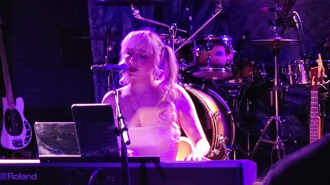 Liv Tracy at Big Dipper 1