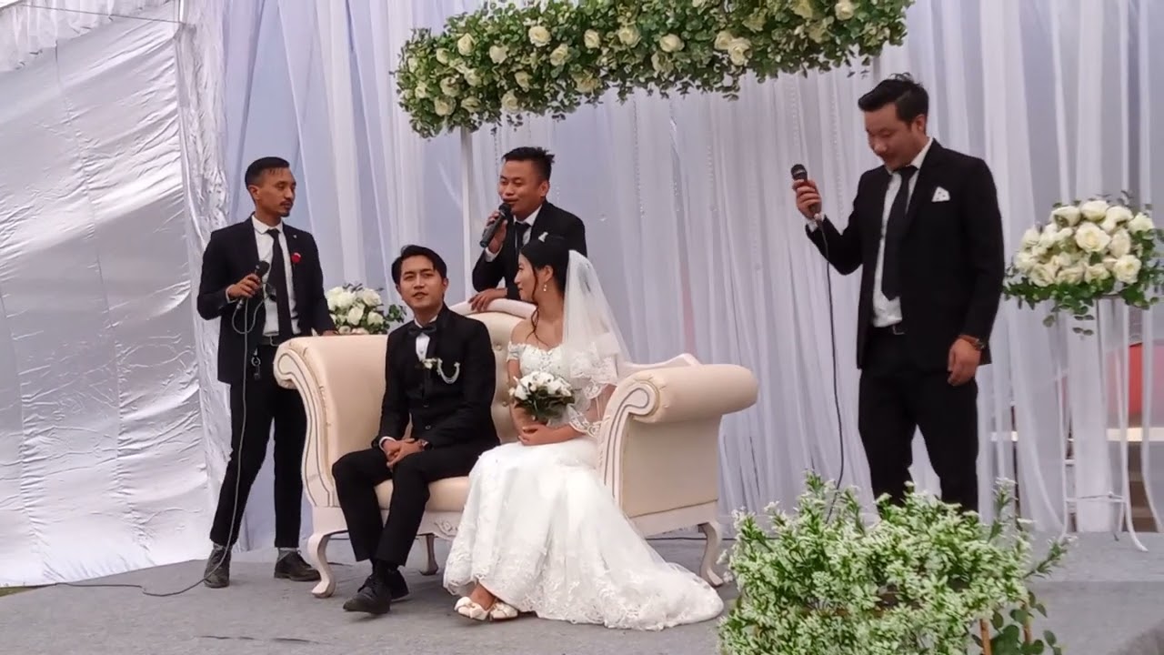 5 minutes band performing at Joseph&Jaiying wedding.