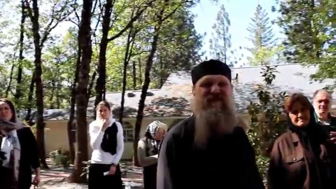 Pelerinaj la Manastirea Sf  Herman din Alaska (Platina California) Turul si Istoria Manastirii