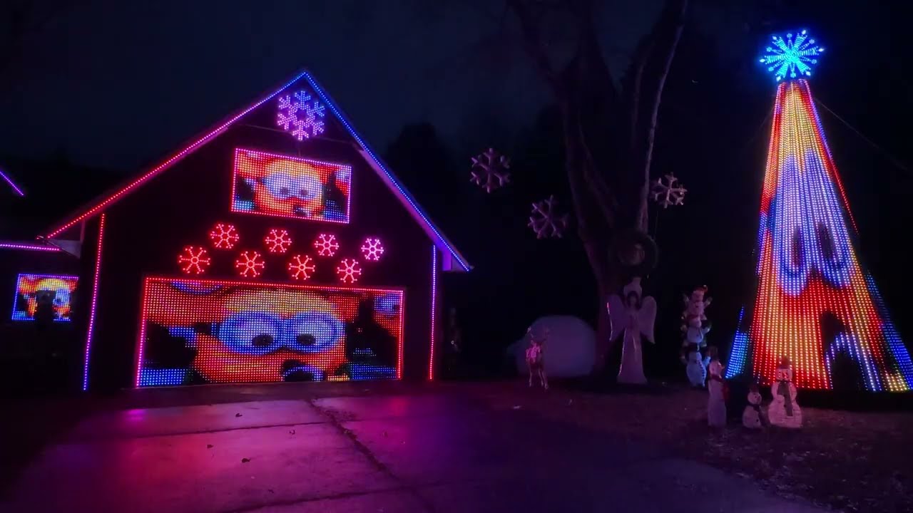 Griswold and Minions Opening 2023 Christmas Light Show