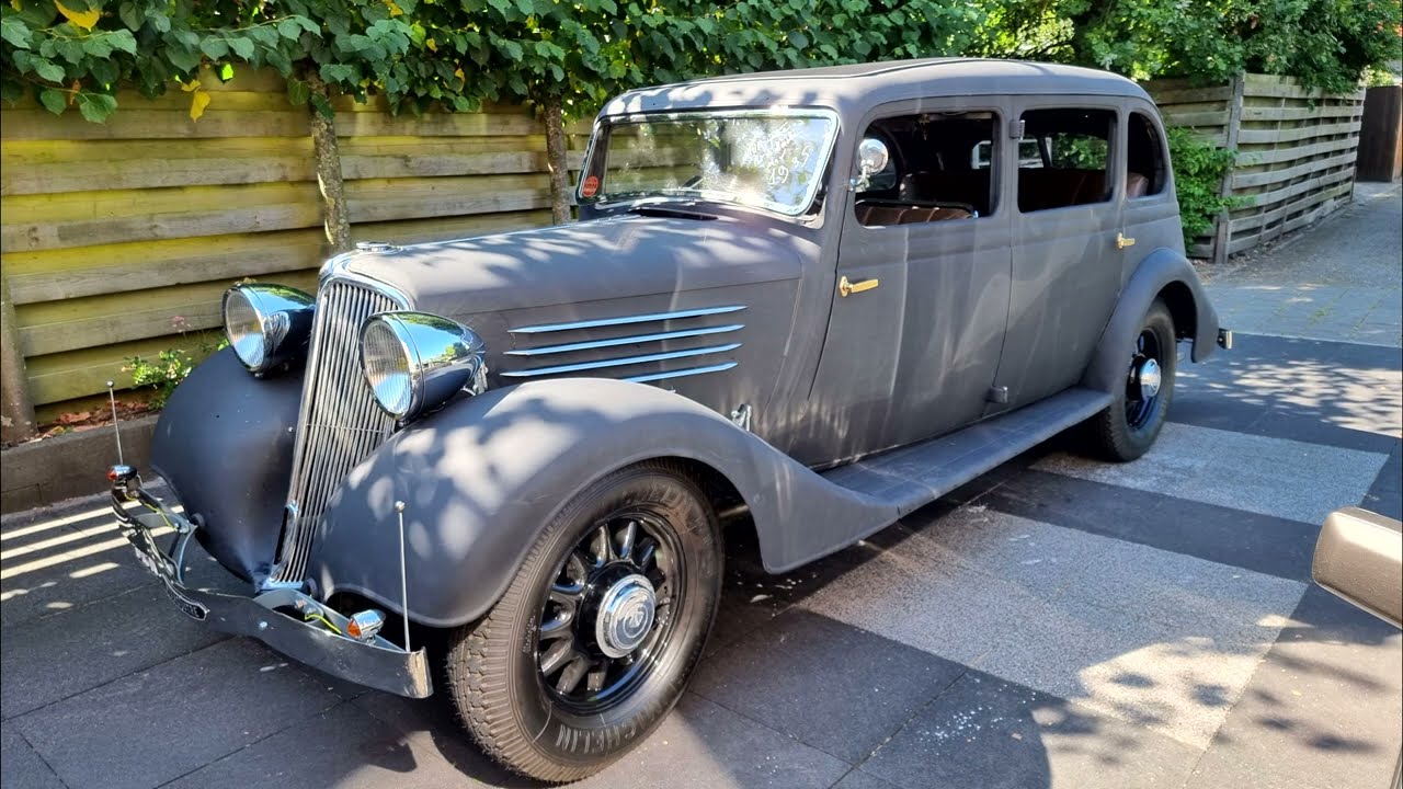 Renault Vivaquatre KZ23 1935 (4/4)