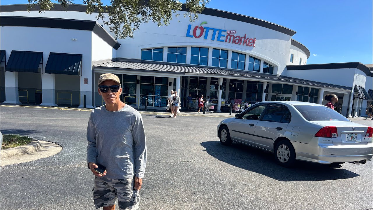 Lotte Plaza Market in Tampa, Florida 