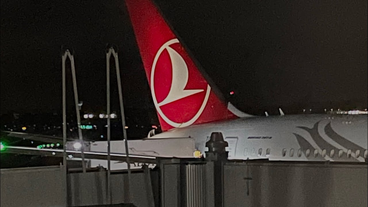 TRIP REPORT | Turkish Airlines (Economy) | Boeing 787-9 | Houston (IAH) - Istanbul (IST) #aviation