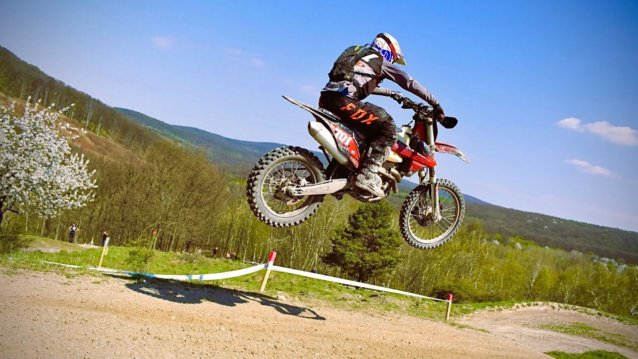 Skýcov 2023 Countrycross. hobby E2 (sobota)￼ KTM XCF 350