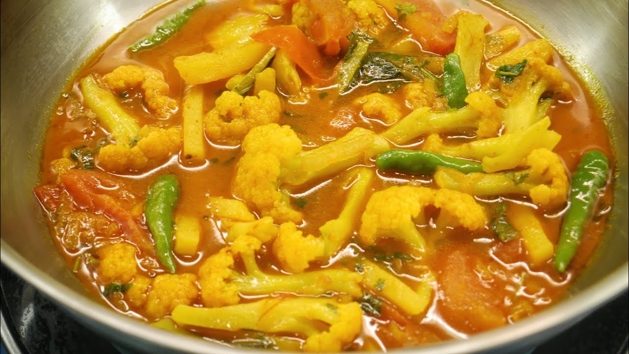 শীতের ফুলকপি আলু টমেটো দিয়ে দারুন মজার তরকারি সবাই আংগুল চেটে খাবে । Alu fulkopi Tomato curry