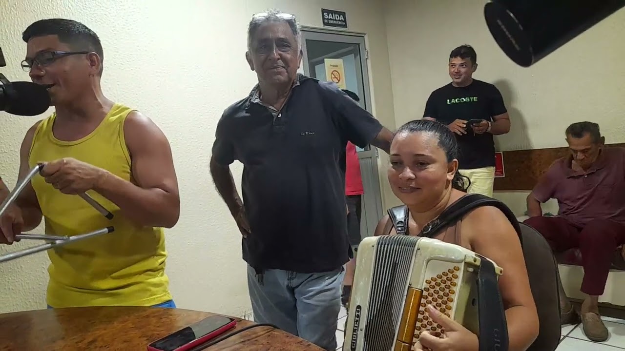 VANINHA DO ACORDEON 