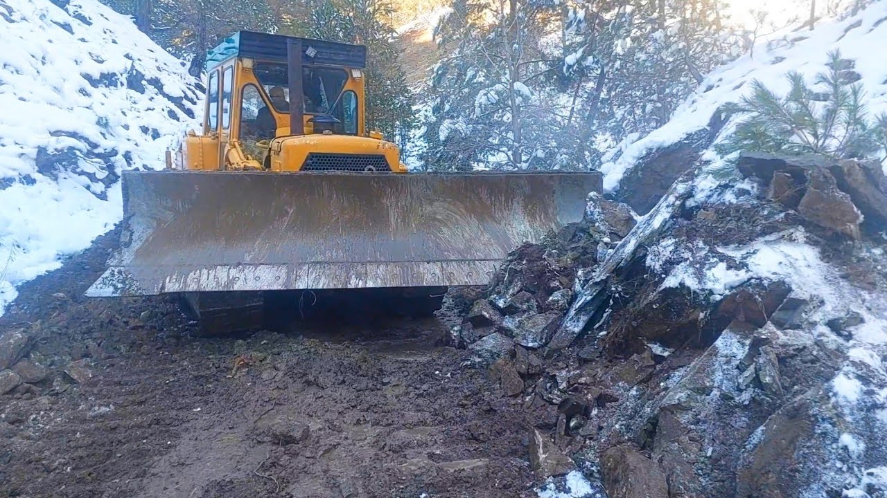 CATERPILLER D7 DOZER KIŞ ŞARTLARINDA NASIL ÇALIŞIYOR