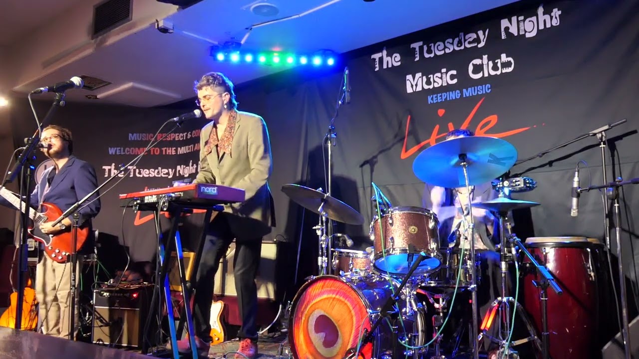 CINELLI BROTHERS         TUESDAY NIGHT MUSIC CLUB