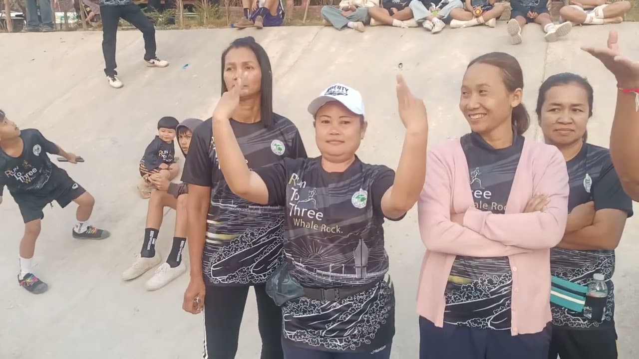 เปิดงานวิ่งชมภูดูหินสามวาฬ