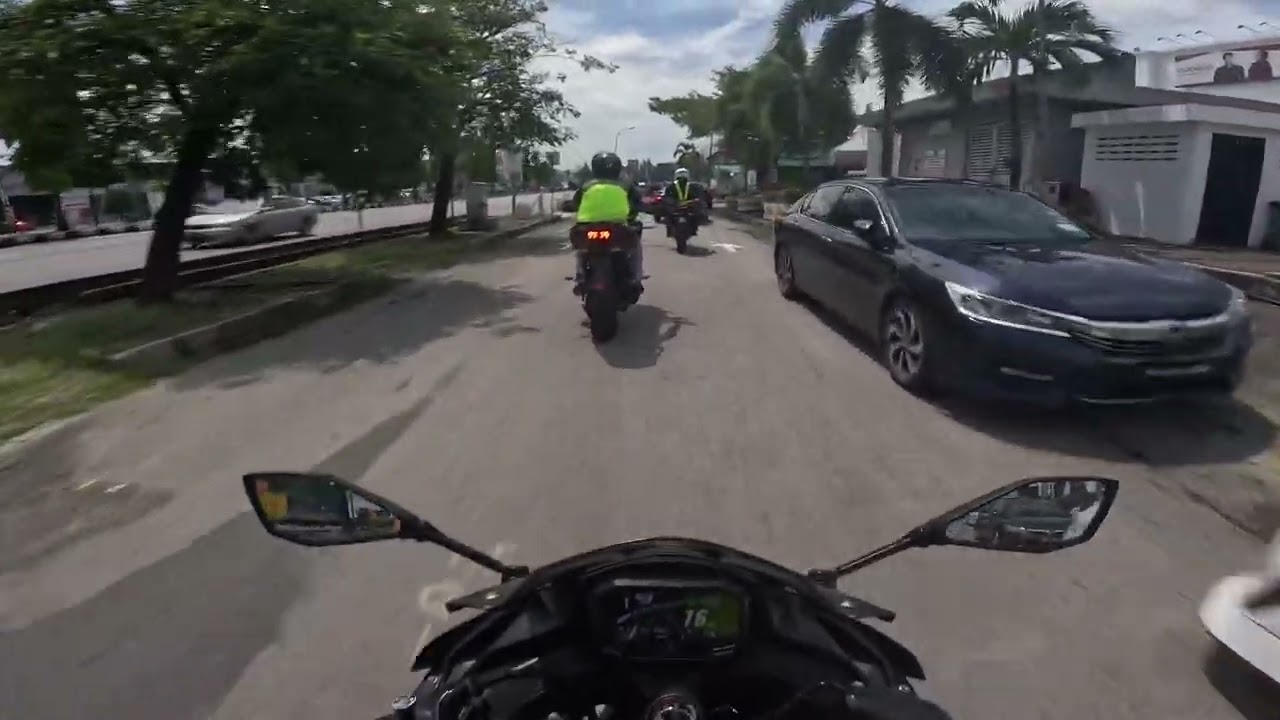 Test ride a zx25r