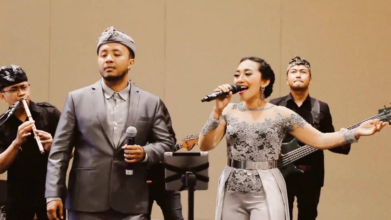 Semusim - Chrisye feat. Waljinah, Universe Band Ethnic cover
