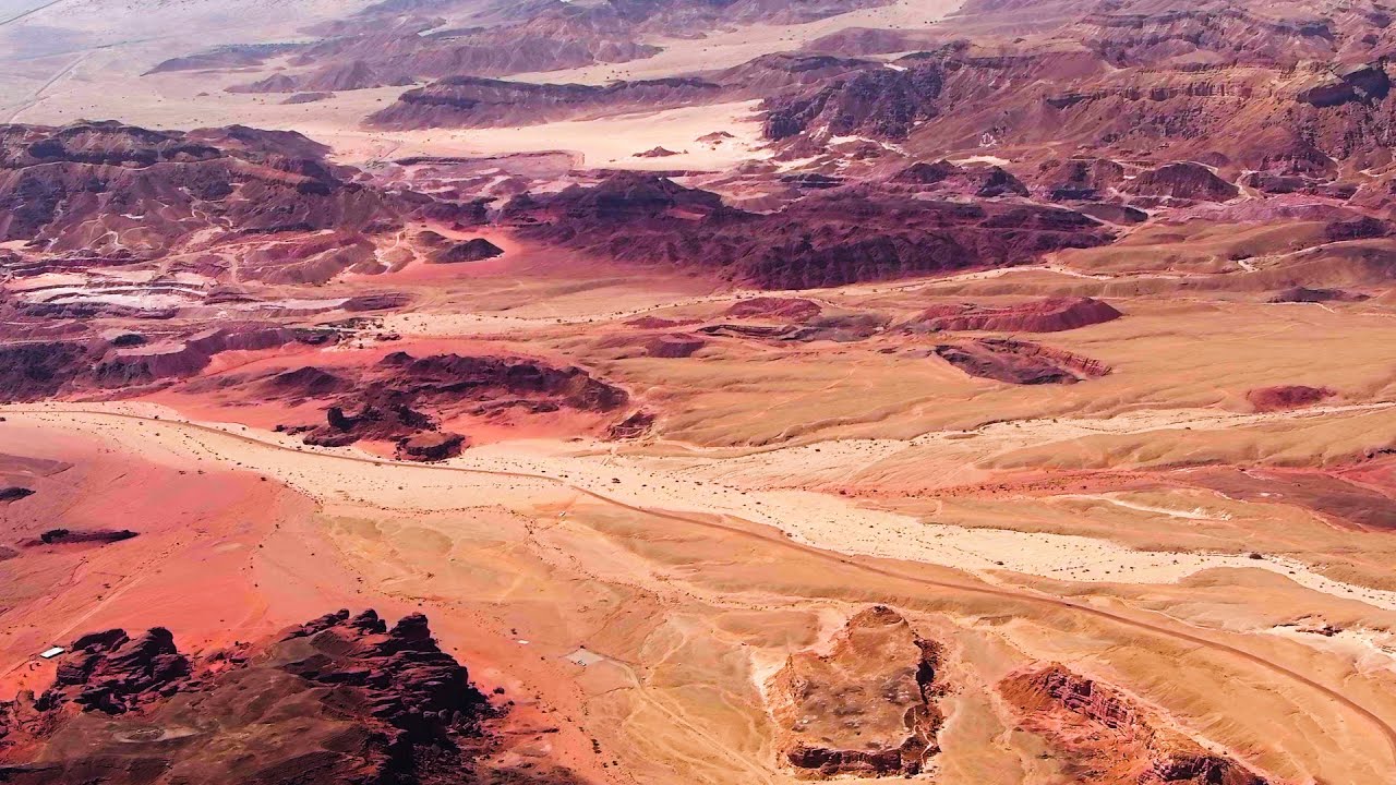 Timna &ndash; Aerial Escape above King Solomon&rsquo;s Mines 4K