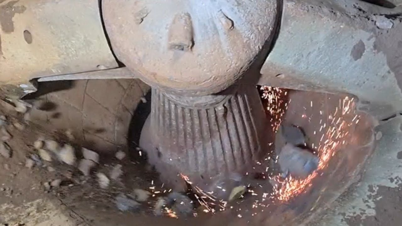 1600 TPH KOBELCO GYRATORY CONE CRUSHER IN ACTION @Fe2O3Fe3O4MiningProcessing