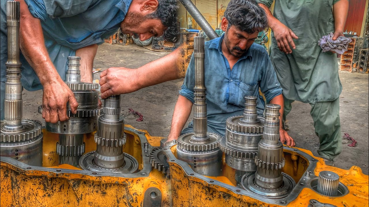 Rebuilding Komatsu Wheel Loader WA320-1 Transmission || How to Rebuild Transmission