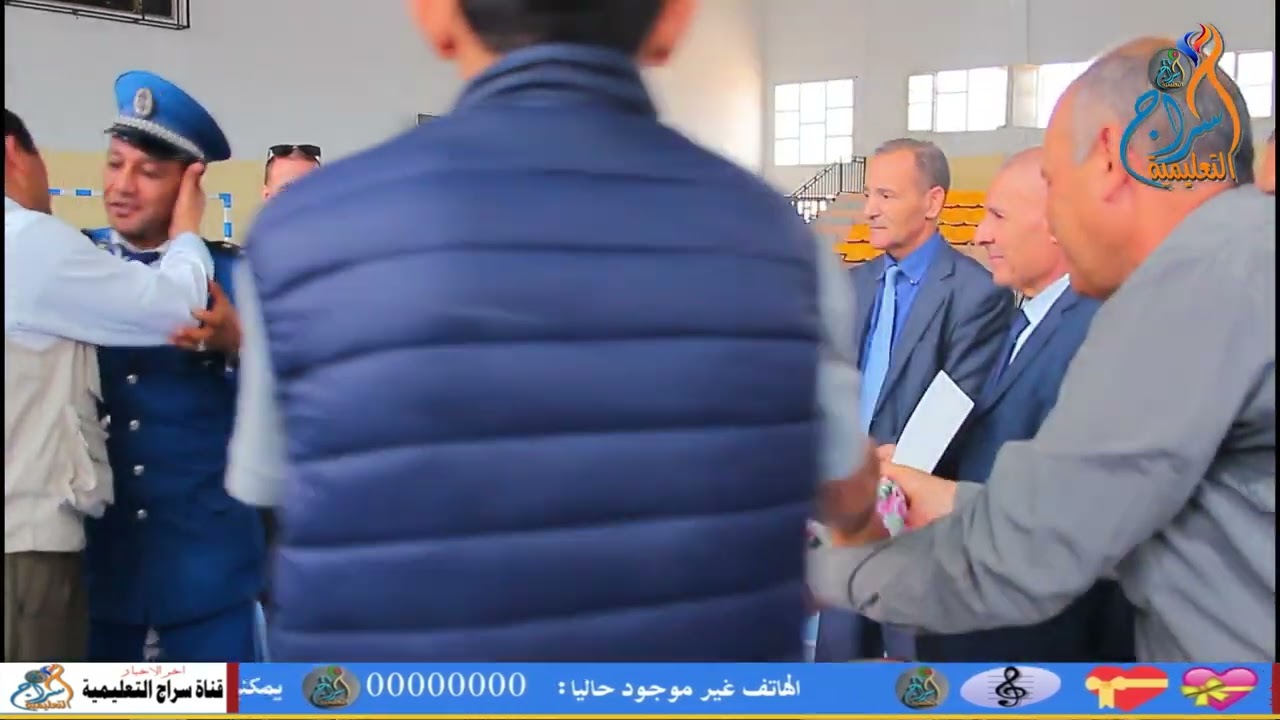 تسمية القاعة المتعددة الرياضات بحاسي بحبح بقاعة المجاهد شرماط عبد الرحمان