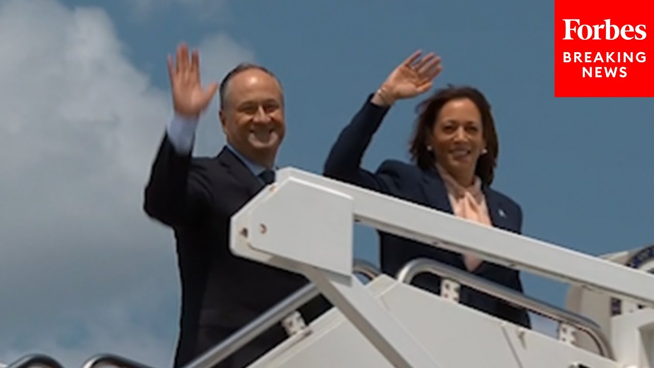 JUST IN: Kamala Harris Boards Flight To Philadelphia Ahead Of First Rally With Running Mate Tim Walz