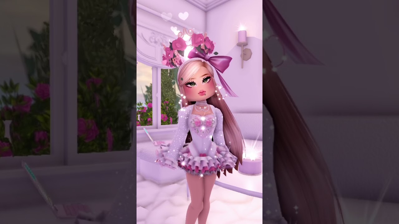 Hair combos for your Royale High classes! 