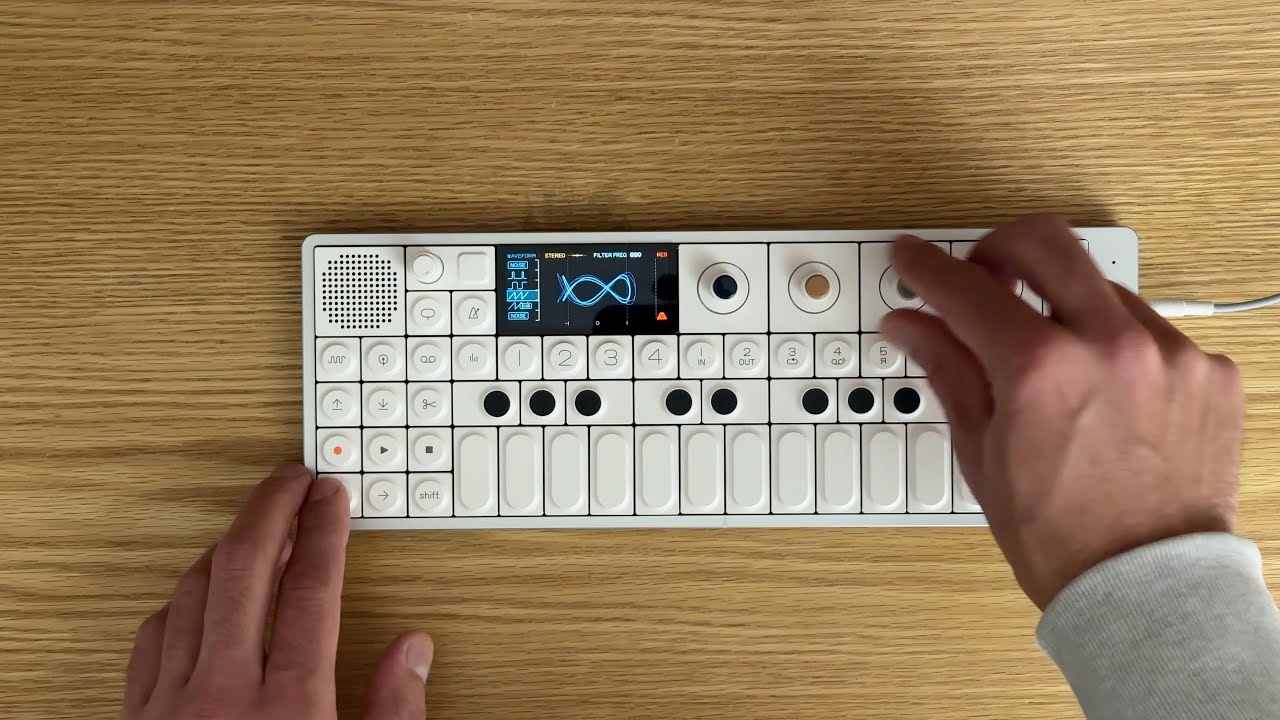 KRONOS by HI-LO vibe on the OP-1 field