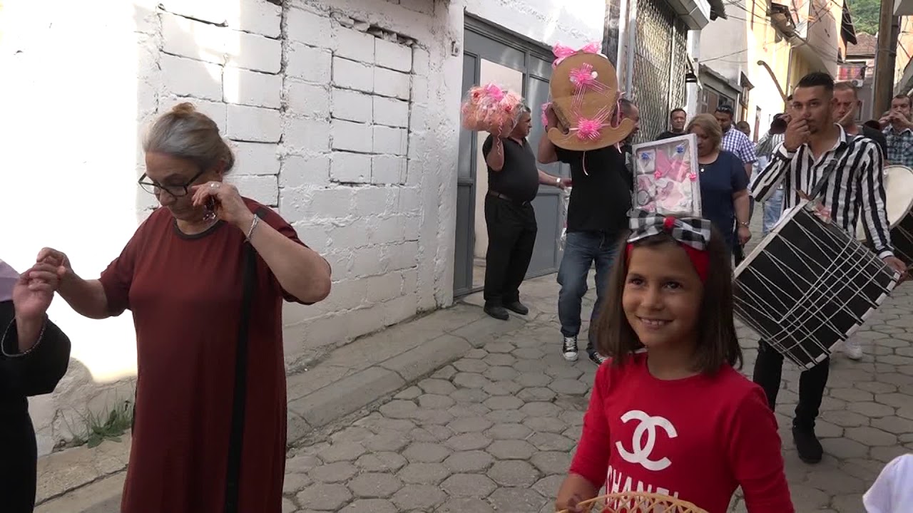 Qika e Arbenit dhe Behares.Babina e Cansu's