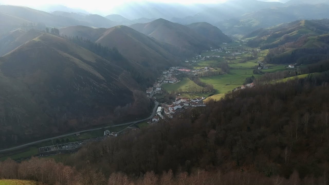 La Montagne Basque : dolmen et muga