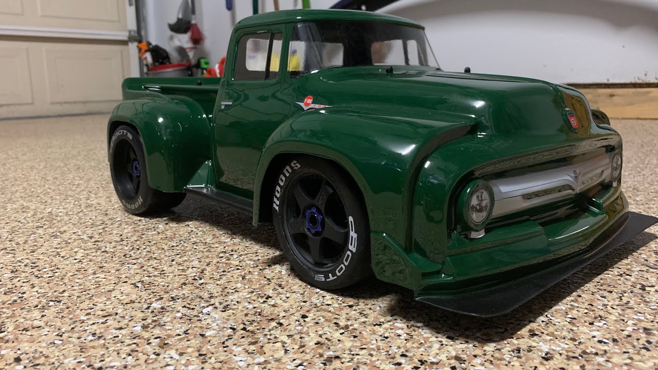 Traxxas Slash 4x4 with Felony Hoons rear tires and Proline F-100 body!!