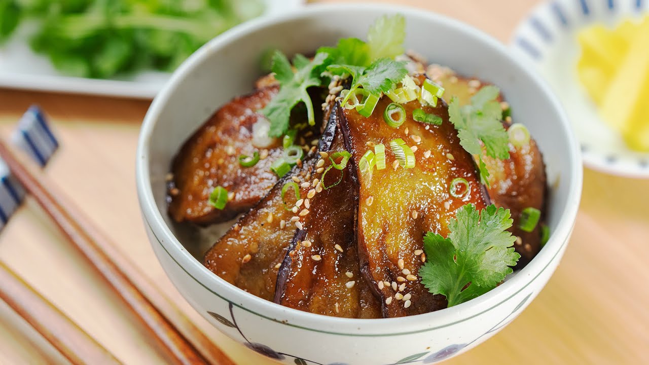 Sweet & Sour Aubergine Rice Bowl/가지 덮밥/[bluekimchi]