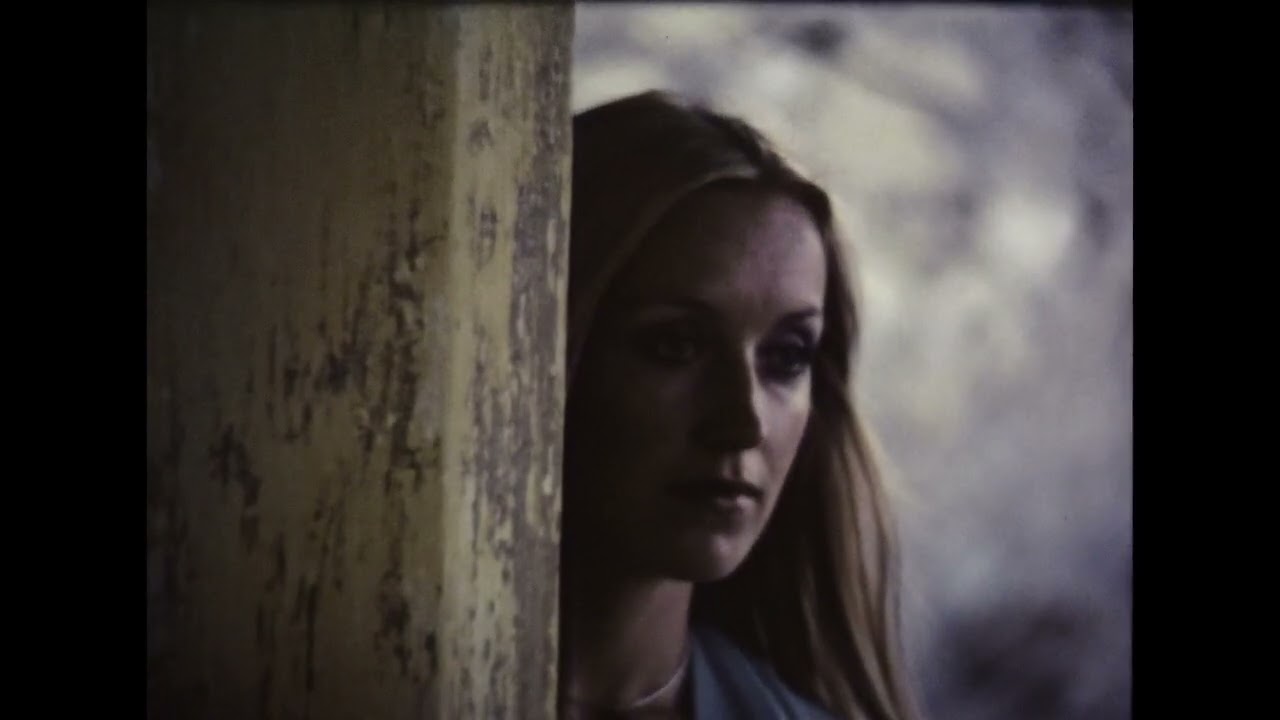 Ilona - a film by Cecil Satariano (15 Min. Here 4 min. only)