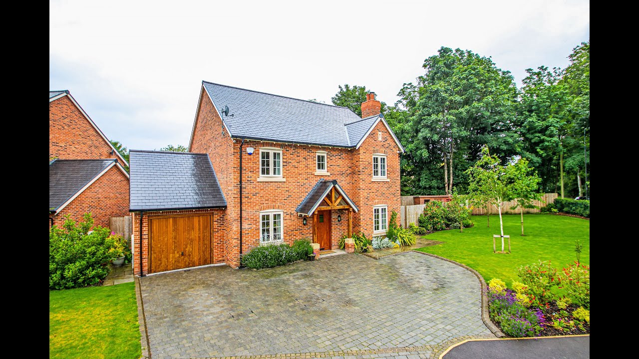 Pleasant Drive, Davyhulme - VitalSpace Estate Agents