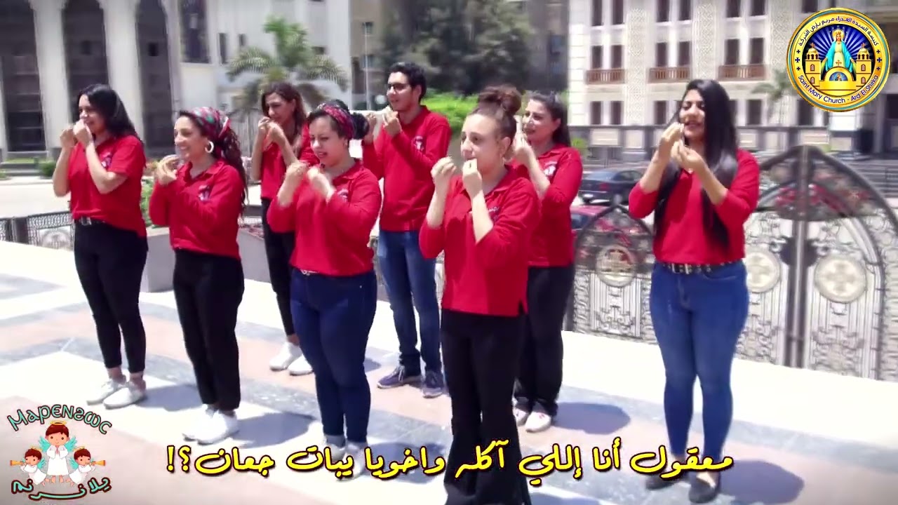 كان في عنقود عنب طلع في غير أوانه🍇🍇🍇🍇
