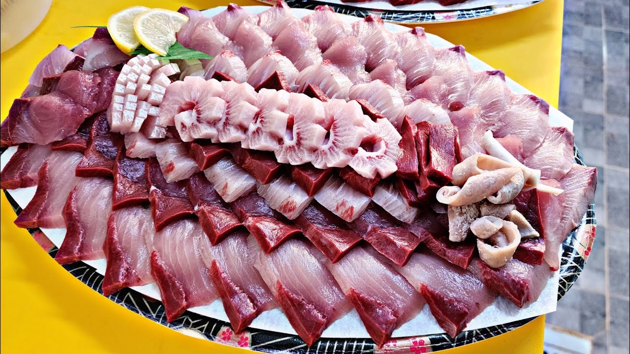 대방어 재단과 우수썰기의 비주얼 , ブリ , yellowtail