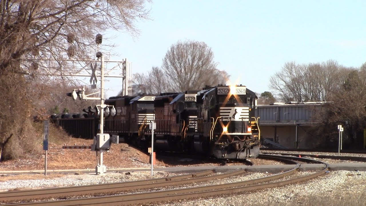 Railfanning at Salisbury, NC  12/22/18