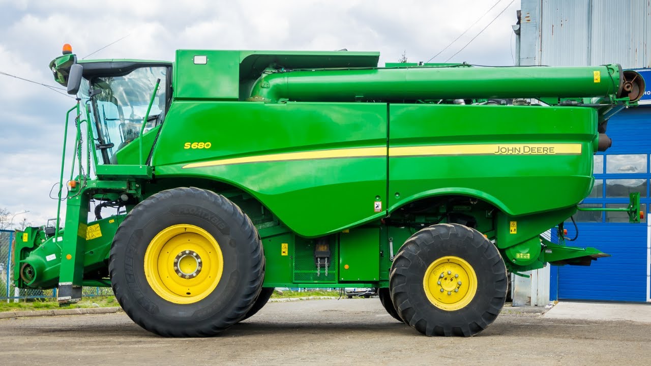 John Deere S680