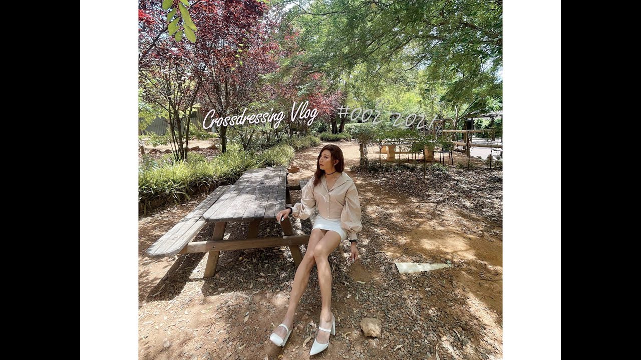 Crossdressing Vlog #002 Visiting beautiful Garden Cafe. Blouse shirt and mini skirt.